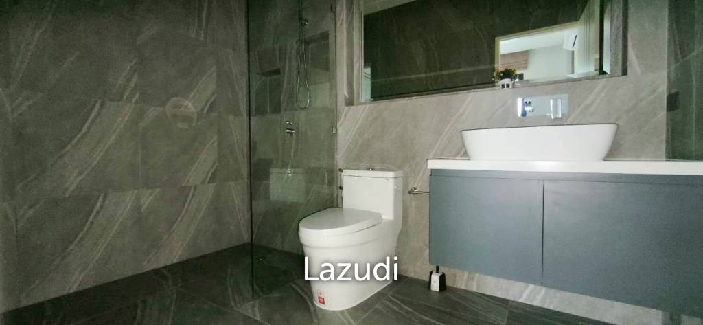 Newly Built Luxury Minimalist Pool Villa in Pattaya