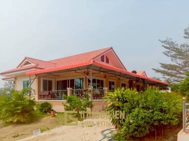 frei stehend / 5000 qm Grundstück / mehrere Gebäude