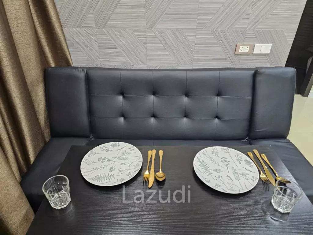 1 Bedroom 1 Bathroom 35 SQ.M. Dusit Grand Condo View