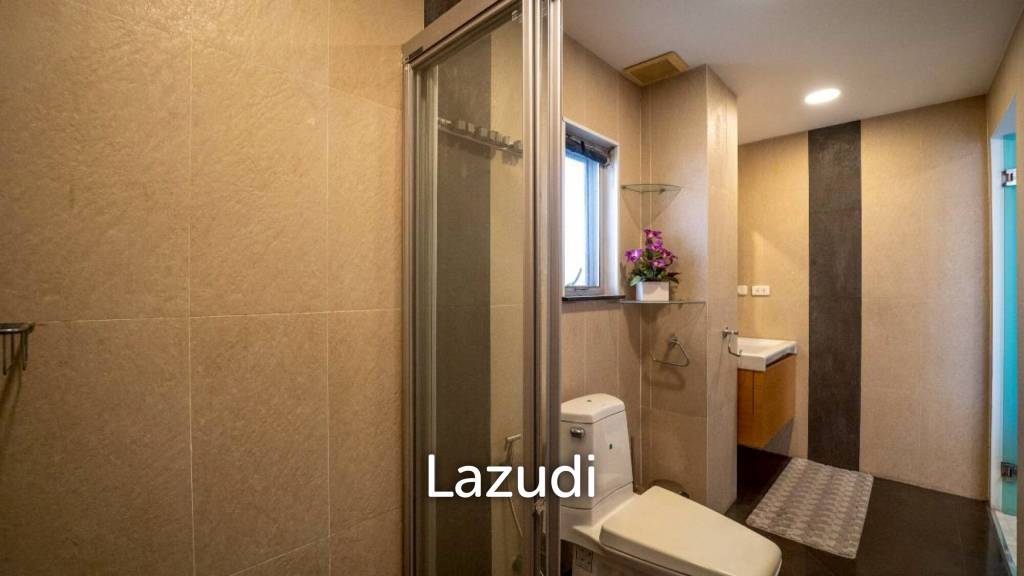 1 Bedroom 1 Bathroom 107 SQ.M. Park Royal 1