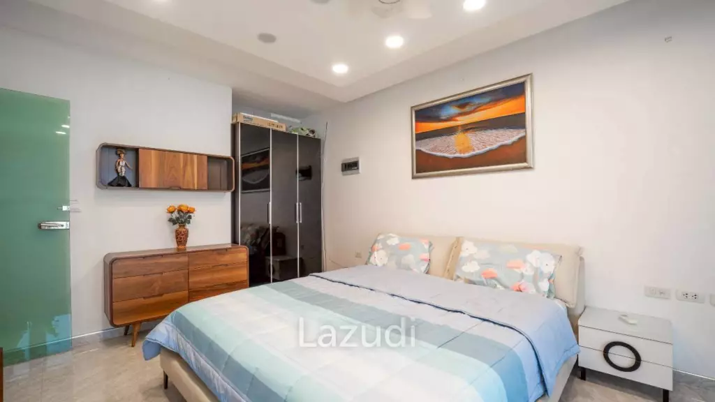 1 Bedroom 1 Bathroom 107 SQ.M. Park Royal 1