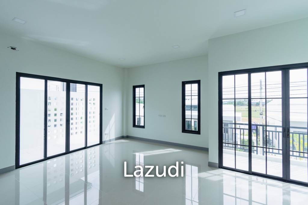 New Modern 188 sqm 3-Bed Villa in Happy Home Hua Hin, Thap Tai