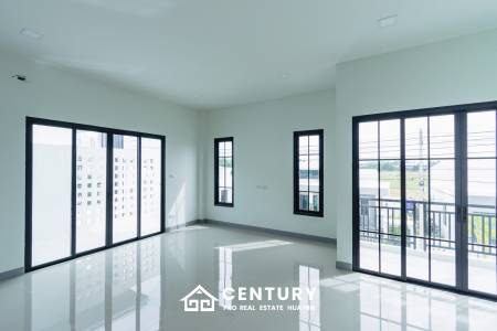 260 ตร.ม 3 เตียง 3 อาบน้ำ วิลล่า For ขาย