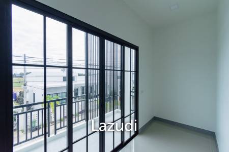 New Modern 188 sqm 3-Bed Villa in Happy Home Hua Hin, Thap Tai