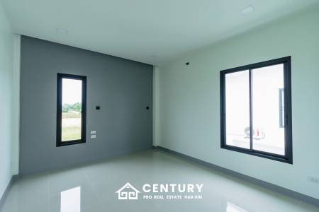 260 ตร.ม 3 เตียง 3 อาบน้ำ วิลล่า For ขาย