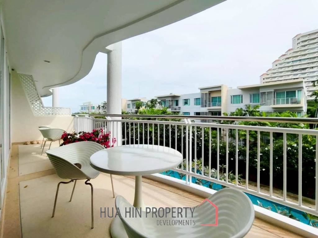 Prime Location! 2-Bedroom Sea View Unit at Baan SaeChuan Beachfront Condo