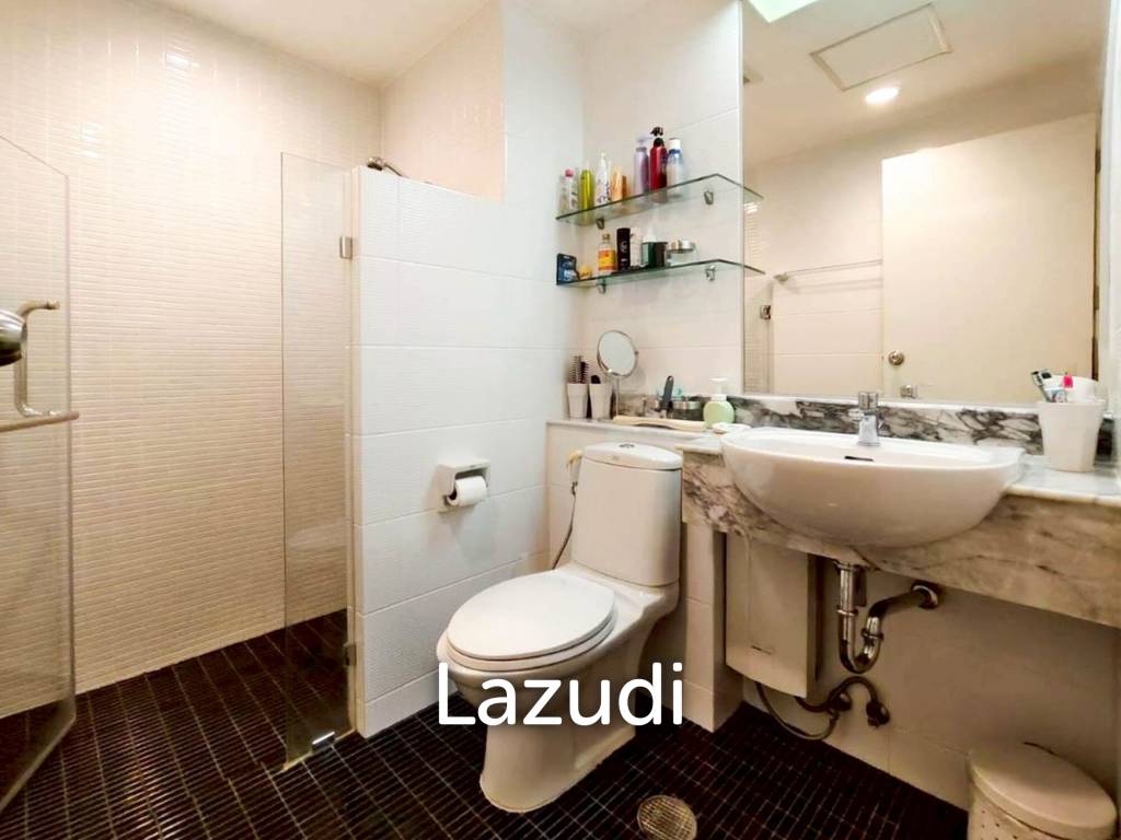 Prime Location! 2-Bedroom Sea View Unit at Baan SaeChuan Beachfront Condo