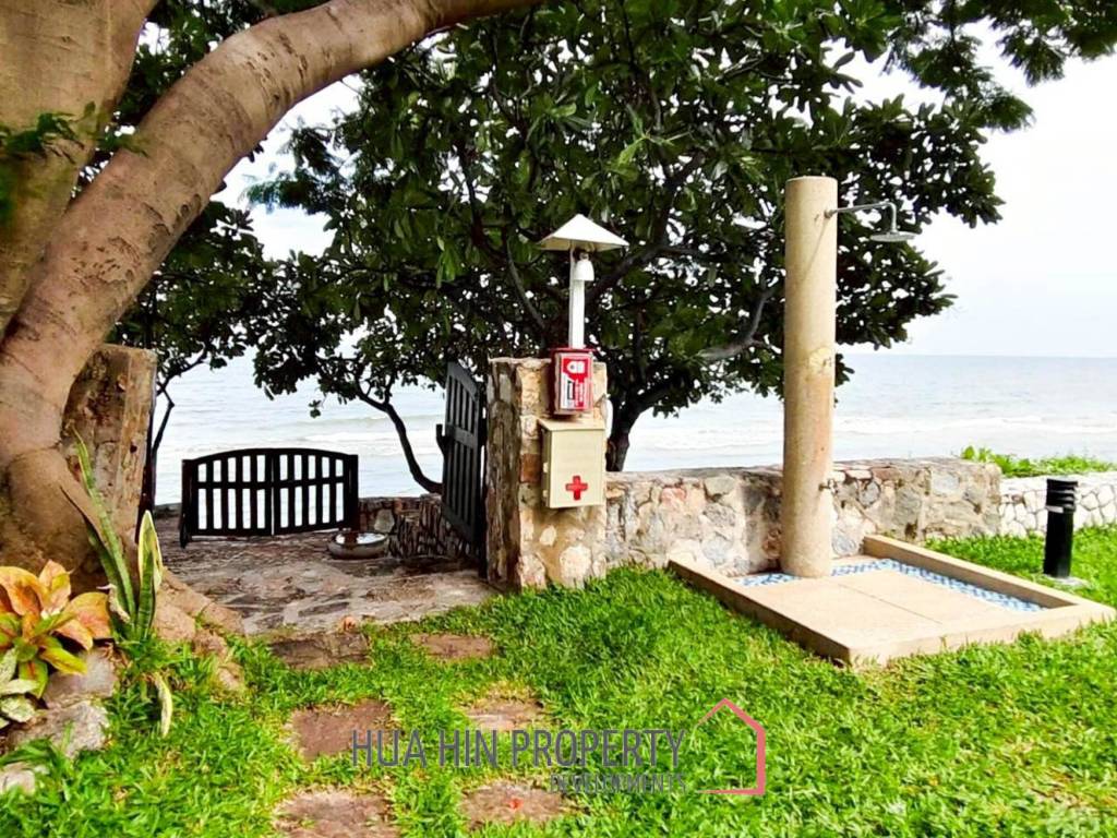 Prime Location! 2-Bedroom Sea View Unit at Baan SaeChuan Beachfront Condo