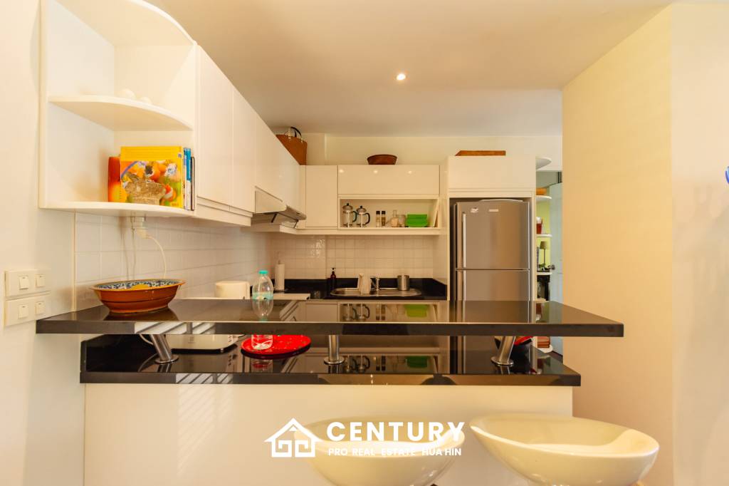 Prime Location! 2-Bedroom Sea View Unit at Baan SaeChuan Beachfront Condo