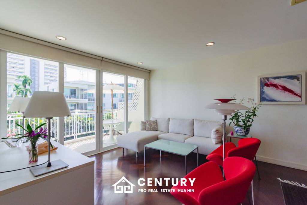 Prime Location! 2-Bedroom Sea View Unit at Baan SaeChuan Beachfront Condo