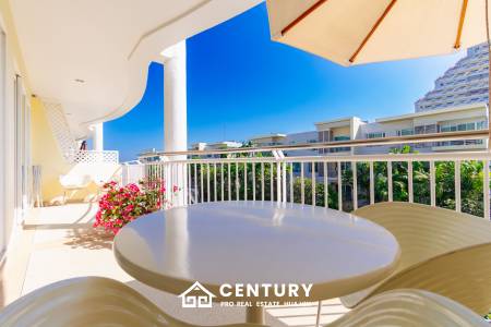 Prime Location! 2-Bedroom Sea View Unit at Baan SaeChuan Beachfront Condo