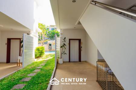 Prime Location! 2-Bedroom Sea View Unit at Baan SaeChuan Beachfront Condo