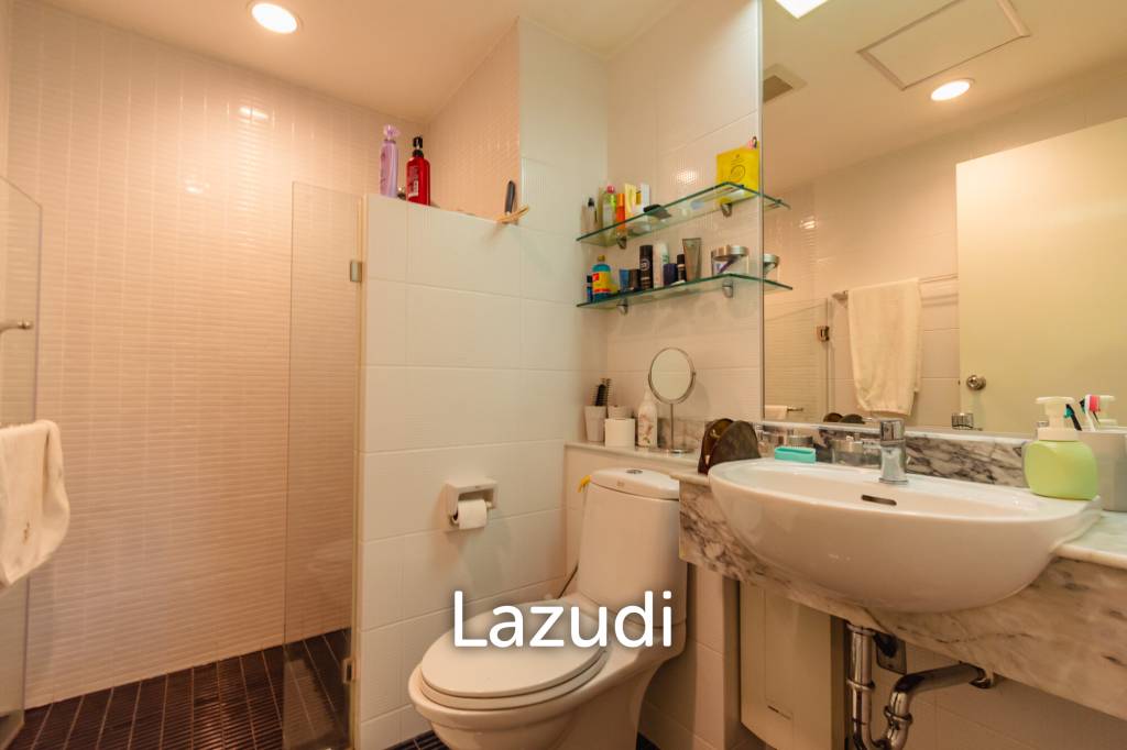 Prime Location! 2-Bedroom Sea View Unit at Baan SaeChuan Beachfront Condo