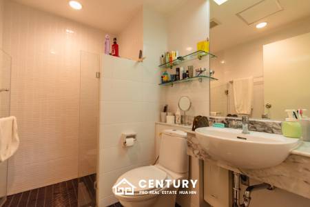 Prime Location! 2-Bedroom Sea View Unit at Baan SaeChuan Beachfront Condo