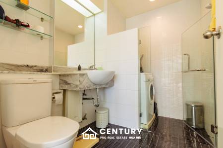 Prime Location! 2-Bedroom Sea View Unit at Baan SaeChuan Beachfront Condo