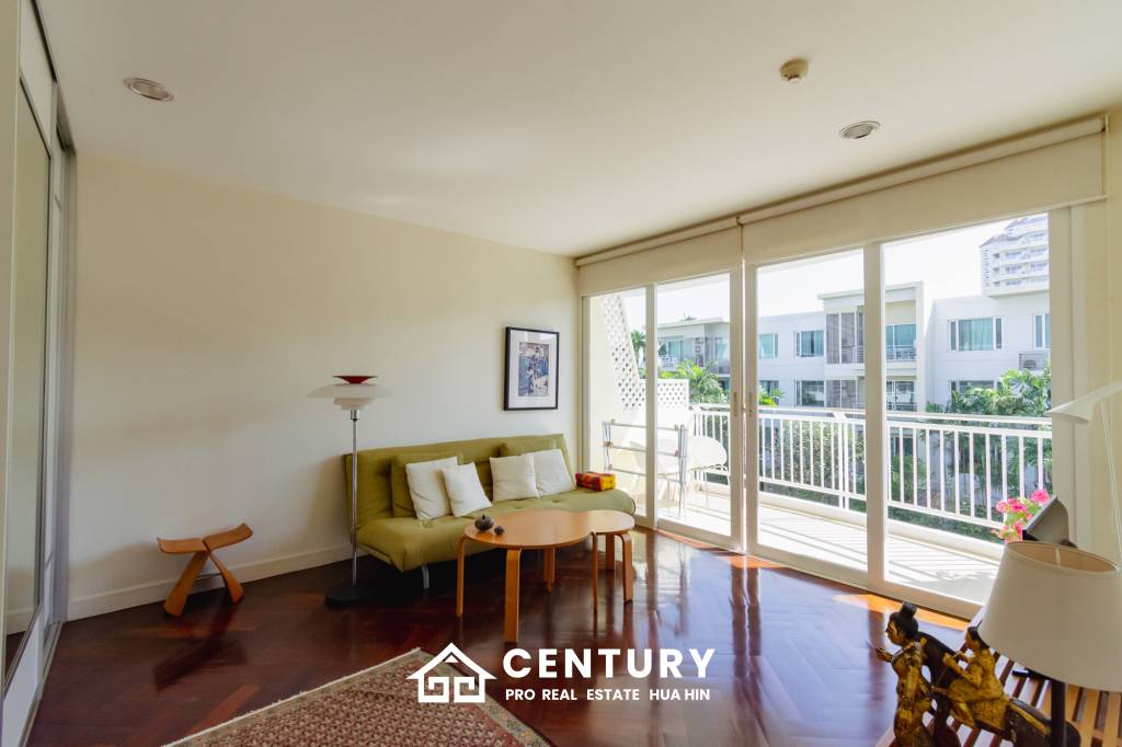 Prime Location! 2-Bedroom Sea View Unit at Baan SaeChuan Beachfront Condo