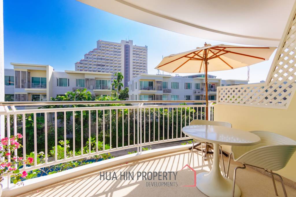 Prime Location! 2-Bedroom Sea View Unit at Baan SaeChuan Beachfront Condo