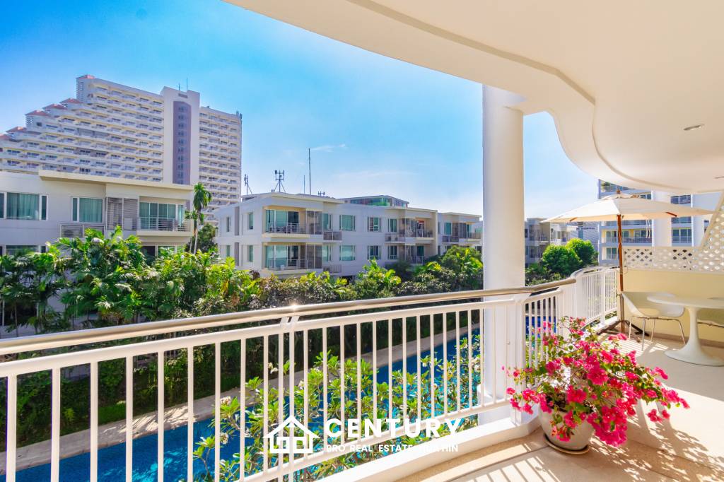 Prime Location! 2-Bedroom Sea View Unit at Baan SaeChuan Beachfront Condo