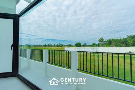 644 ตร.ม 3 เตียง 3 อาบน้ำ วิลล่า For ขาย