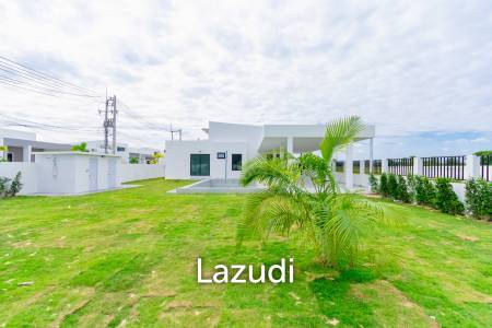 Modern 220 sqm Villa with Garden in Thap Tai Hua Hin