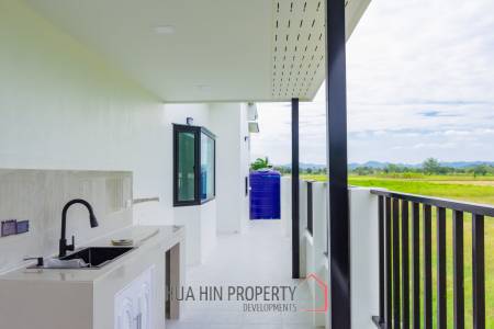 Modern 220 sqm Villa with Garden in Thap Tai Hua Hin