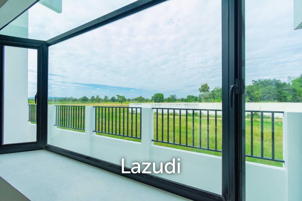 Modern 220 sqm Villa with Garden in Thap Tai Hua Hin