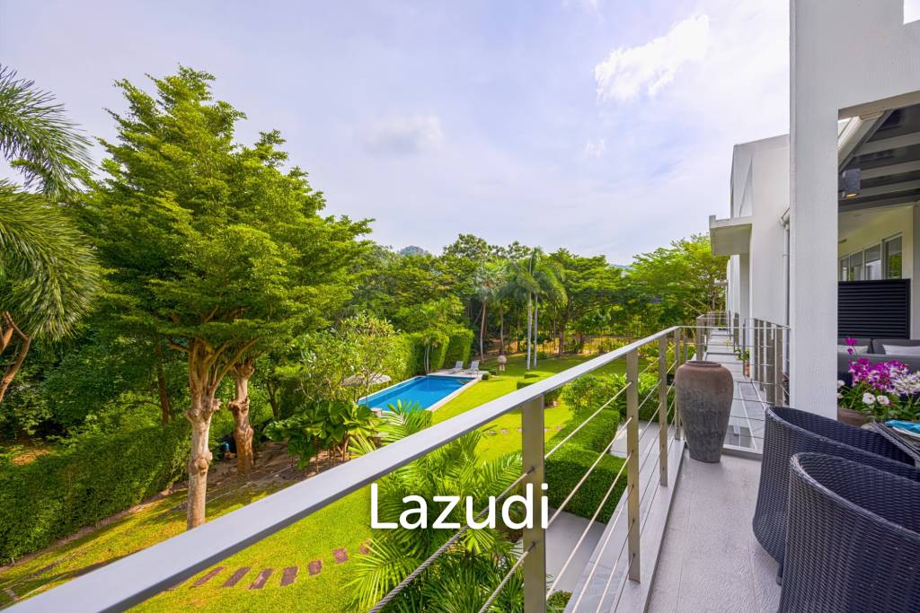 Baan Ing Phu - Exclusive Penthouse with Large Terrace and Rooftop Jacuzzi