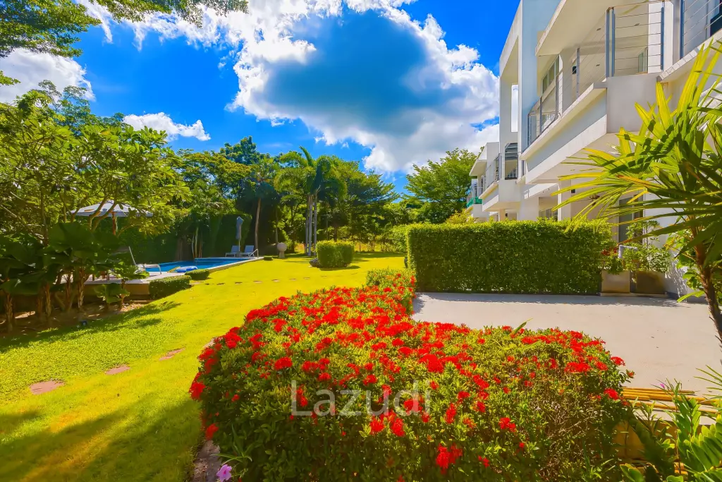 Baan Ing Phu - Exclusive Penthouse with Large Terrace and Rooftop Jacuzzi
