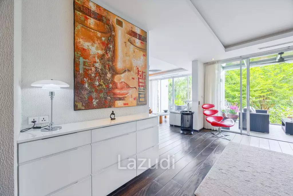 Baan Ing Phu - Exclusive Penthouse with Large Terrace and Rooftop Jacuzzi