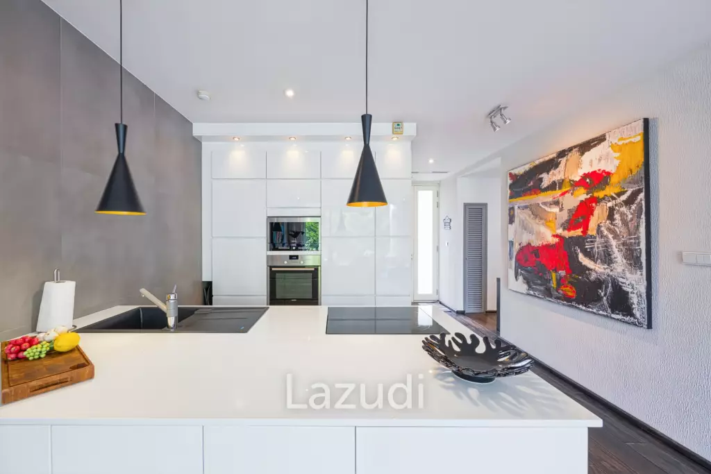 Baan Ing Phu - Exclusive Penthouse with Large Terrace and Rooftop Jacuzzi