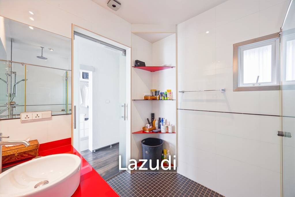 Baan Ing Phu - Exclusive Penthouse with Large Terrace and Rooftop Jacuzzi