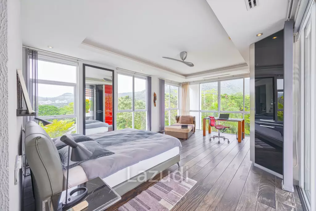 Baan Ing Phu - Exclusive Penthouse with Large Terrace and Rooftop Jacuzzi