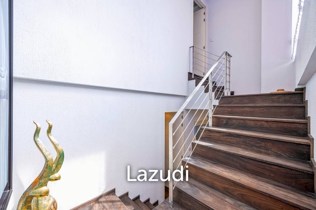Baan Ing Phu - Exclusive Penthouse with Large Terrace and Rooftop Jacuzzi