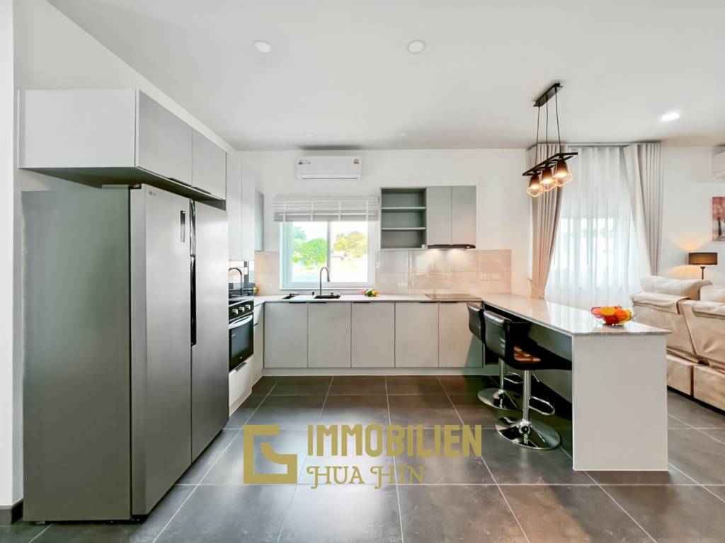 Terrain de 800 m² / Surface habitable de 220 m² / Emplacement calme