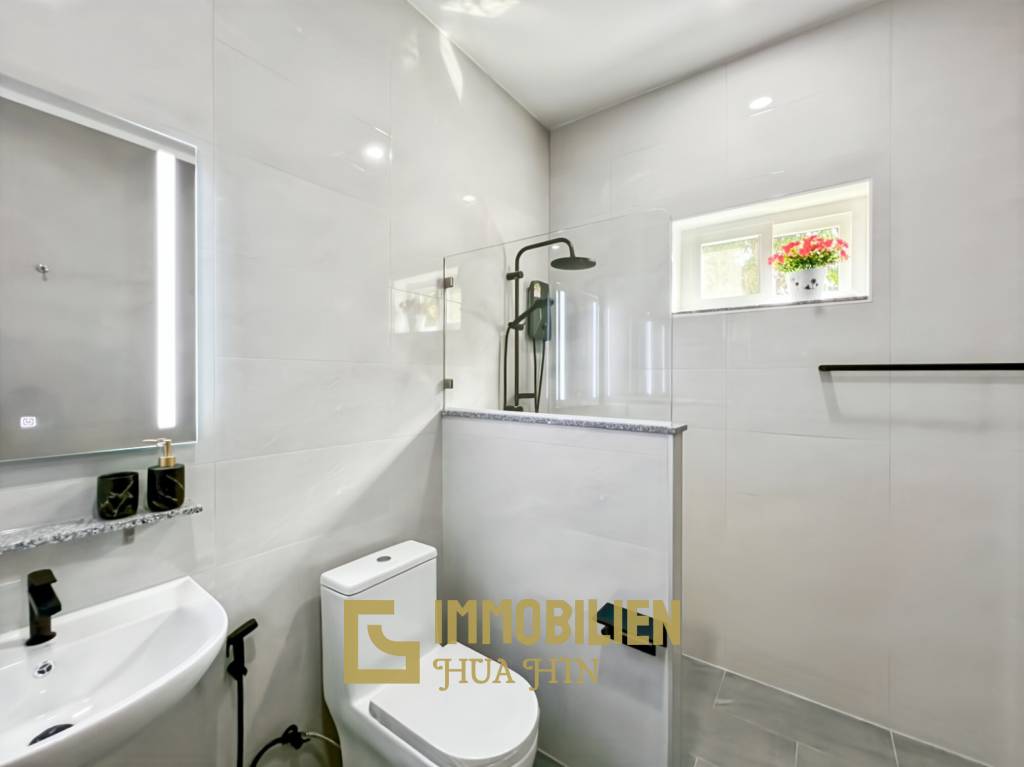 Terrain de 800 m² / Surface habitable de 220 m² / Emplacement calme