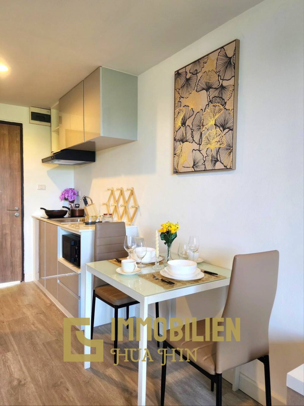 voll möbliert / Studiowohnung / Küchenzeile