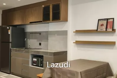 42 sqm modern 1 bedroom condo at HOLME Ekkamai 22 in Khlong Tan Nuea