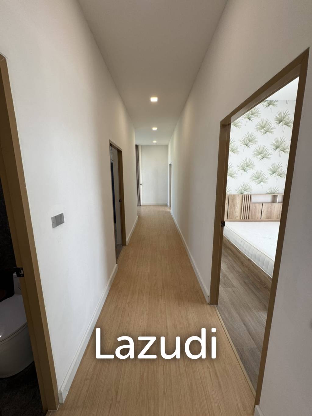 Modern detached house in Sam Phraya Cha Am