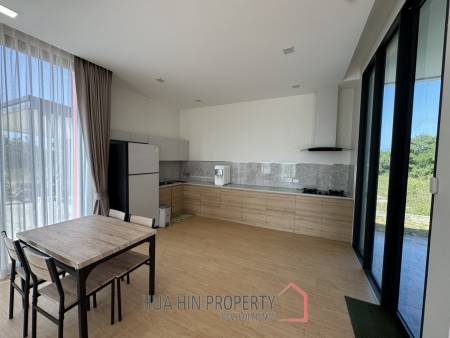 Modern detached house in Sam Phraya Cha Am