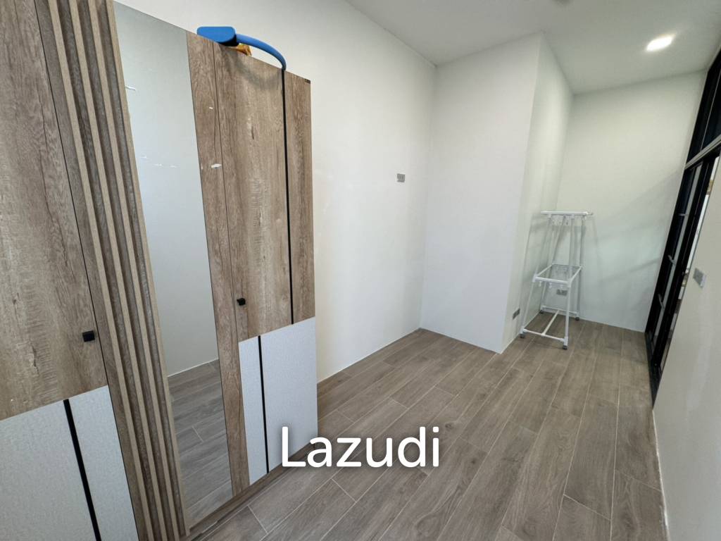 Modern detached house in Sam Phraya Cha Am