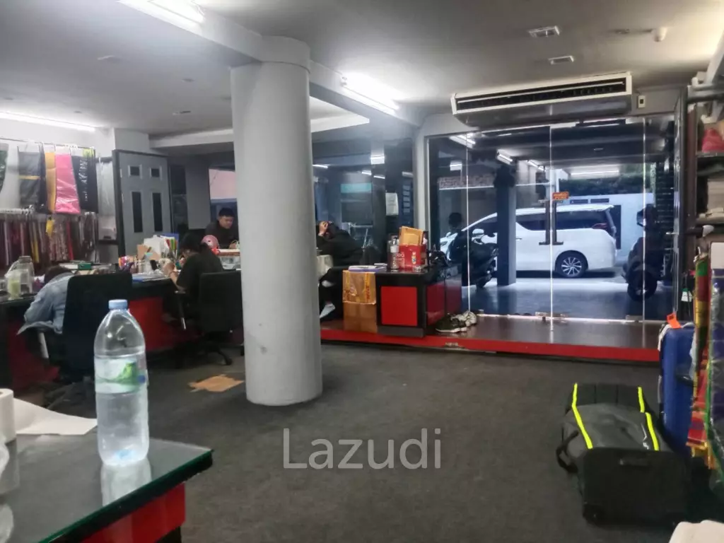 โฮมออฟฟิศ 4 ชั้น 470 ตร.ม. ทำเลคลองเตยเหนือ วัฒนา เหมาะอยู่อาศัยและทำธุรกิจ