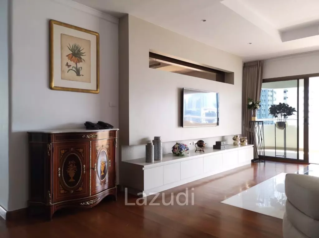 281 sqm condo in Tower Park Khlong Toei Nuea Bangkok