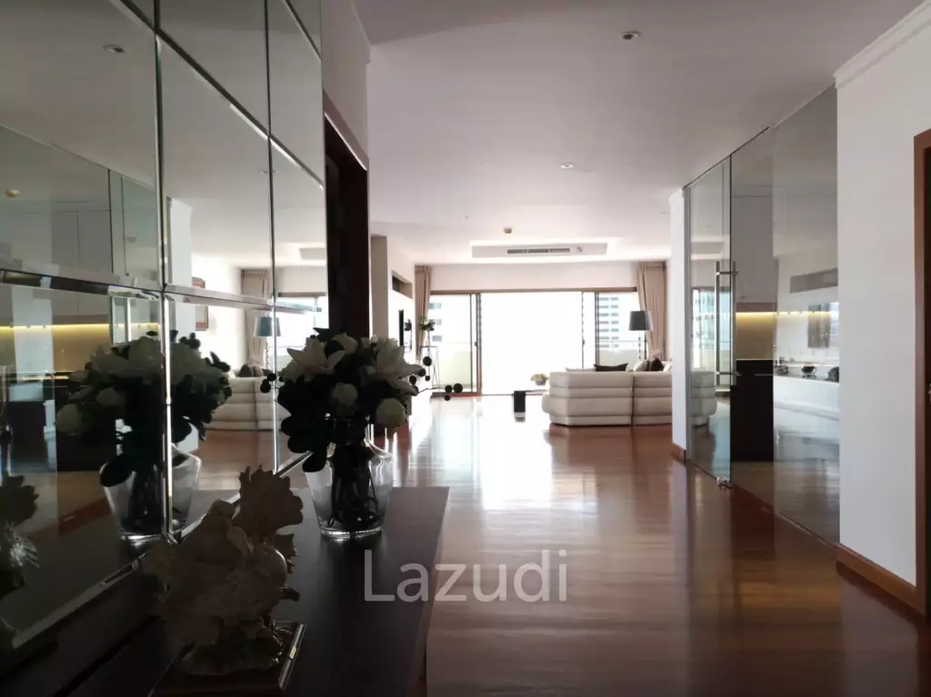 281 sqm condo in Tower Park Khlong Toei Nuea Bangkok