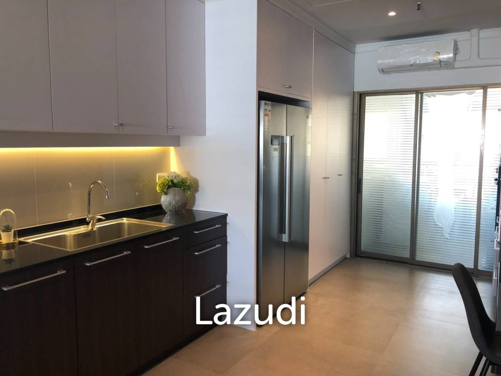 281 sqm condo in Tower Park Khlong Toei Nuea Bangkok