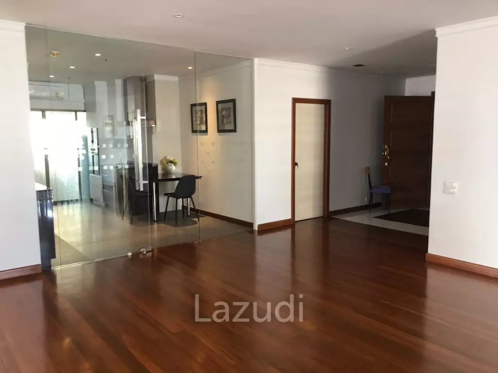 281 sqm condo in Tower Park Khlong Toei Nuea Bangkok