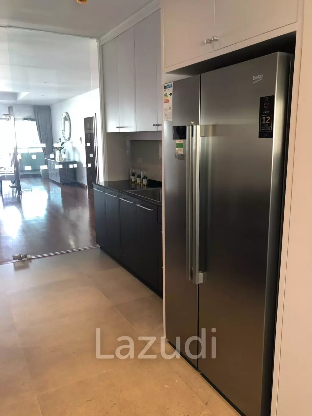 281 sqm condo in Tower Park Khlong Toei Nuea Bangkok