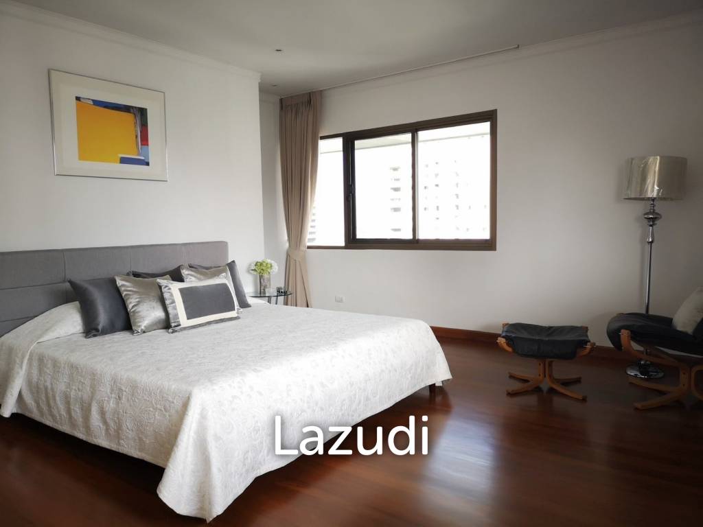 281 sqm condo in Tower Park Khlong Toei Nuea Bangkok