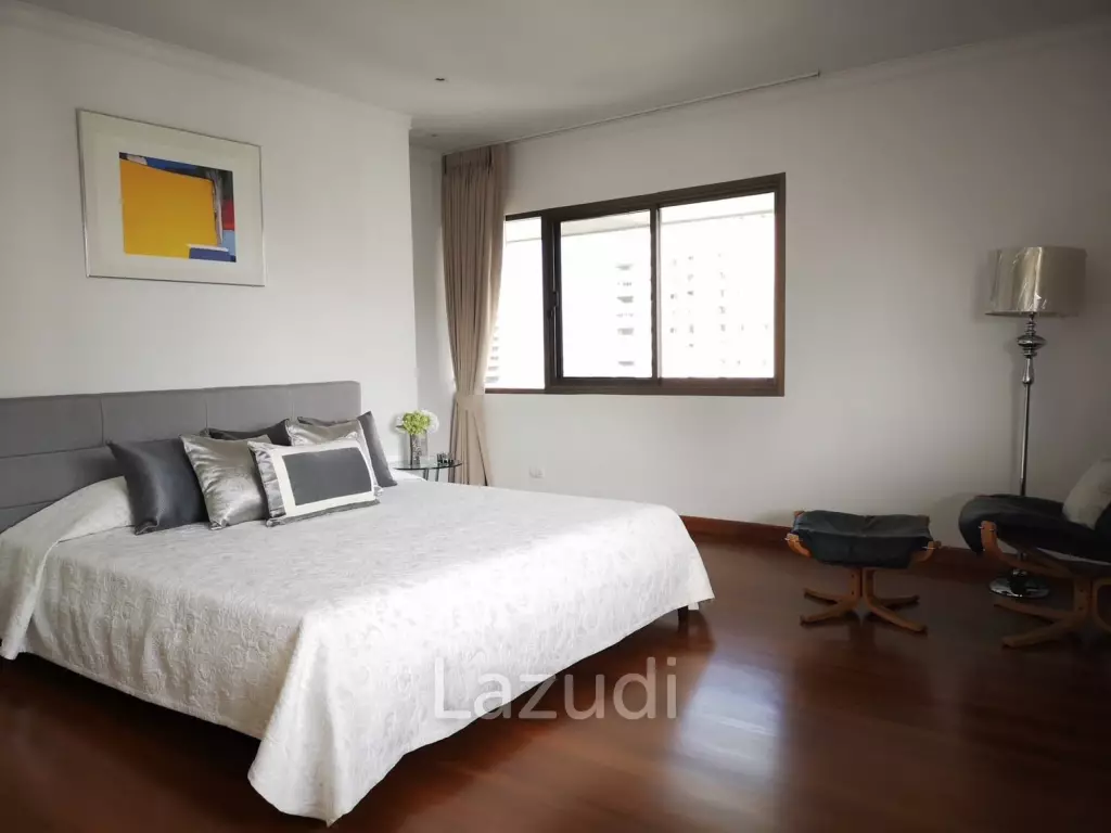 281 sqm condo in Tower Park Khlong Toei Nuea Bangkok