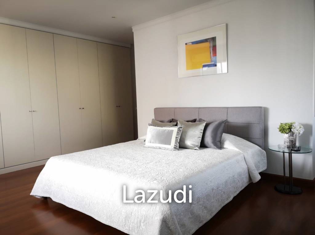 281 sqm condo in Tower Park Khlong Toei Nuea Bangkok