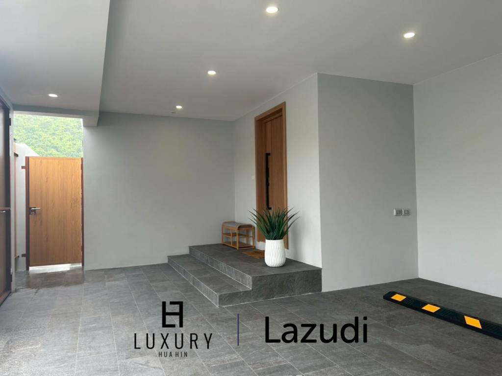 La Felice: Exquisite 3-Bedroom Pool Villa for Rent